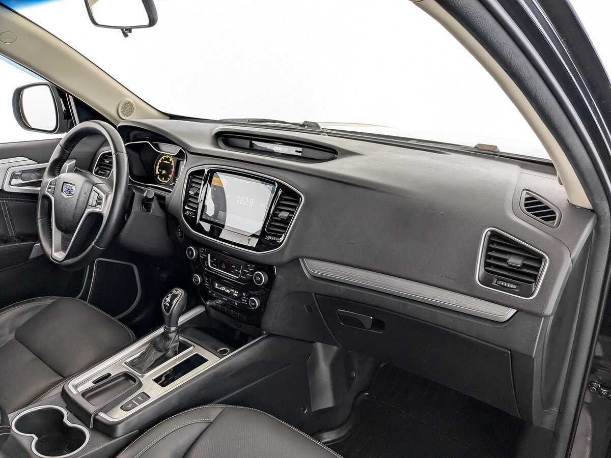 Купить Geely Emgrand X7 с пробегом. Фото: #10