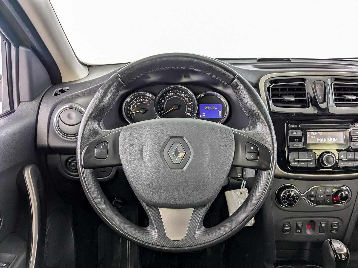 Купить Renault Sandero с пробегом. Фото: #16