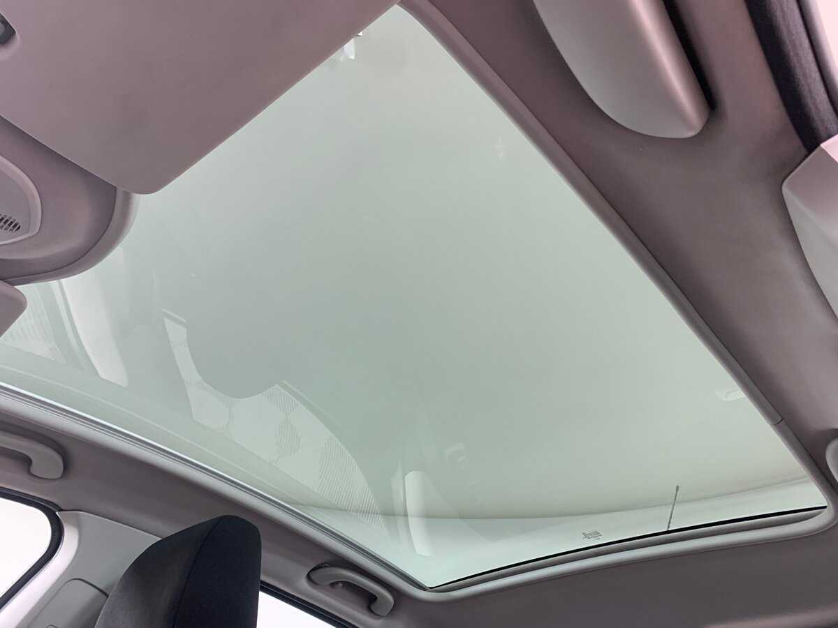 Купить Peugeot 308 с пробегом. Фото: #18