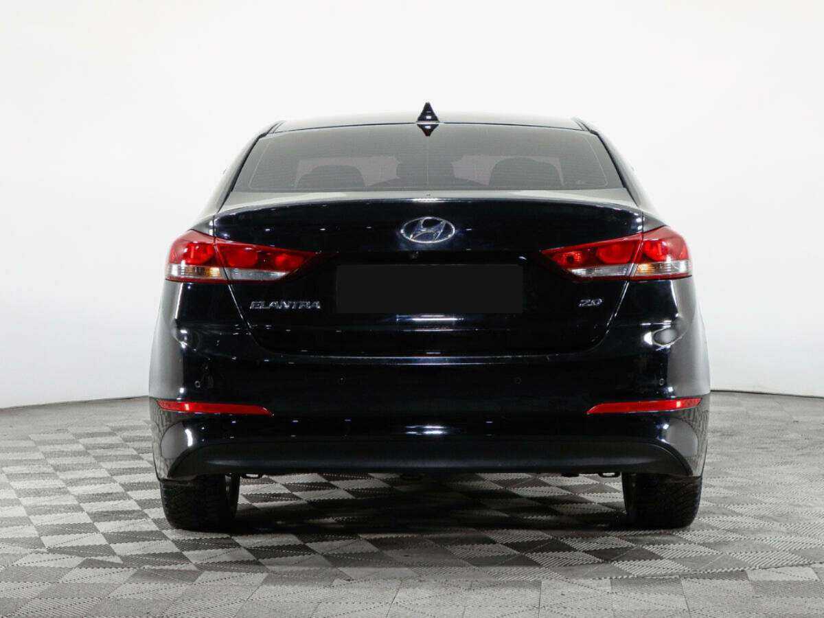 Купить Hyundai Elantra с пробегом. Фото: #5