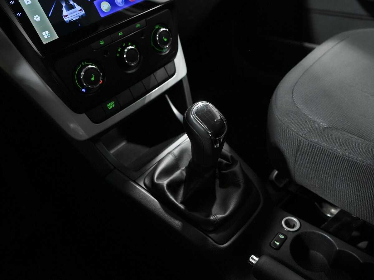 Купить Skoda Yeti с пробегом. Фото: #12