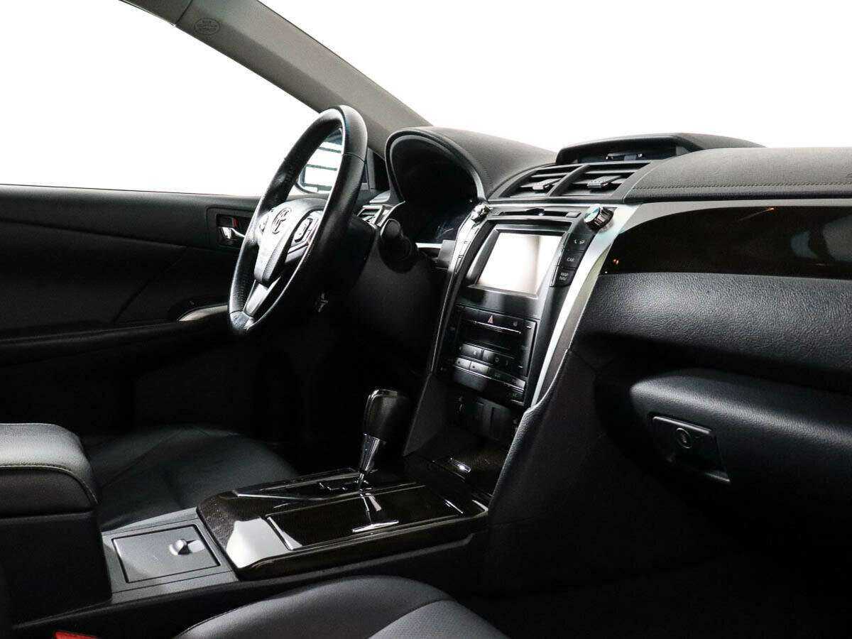 Купить Toyota Camry с пробегом. Фото: #6
