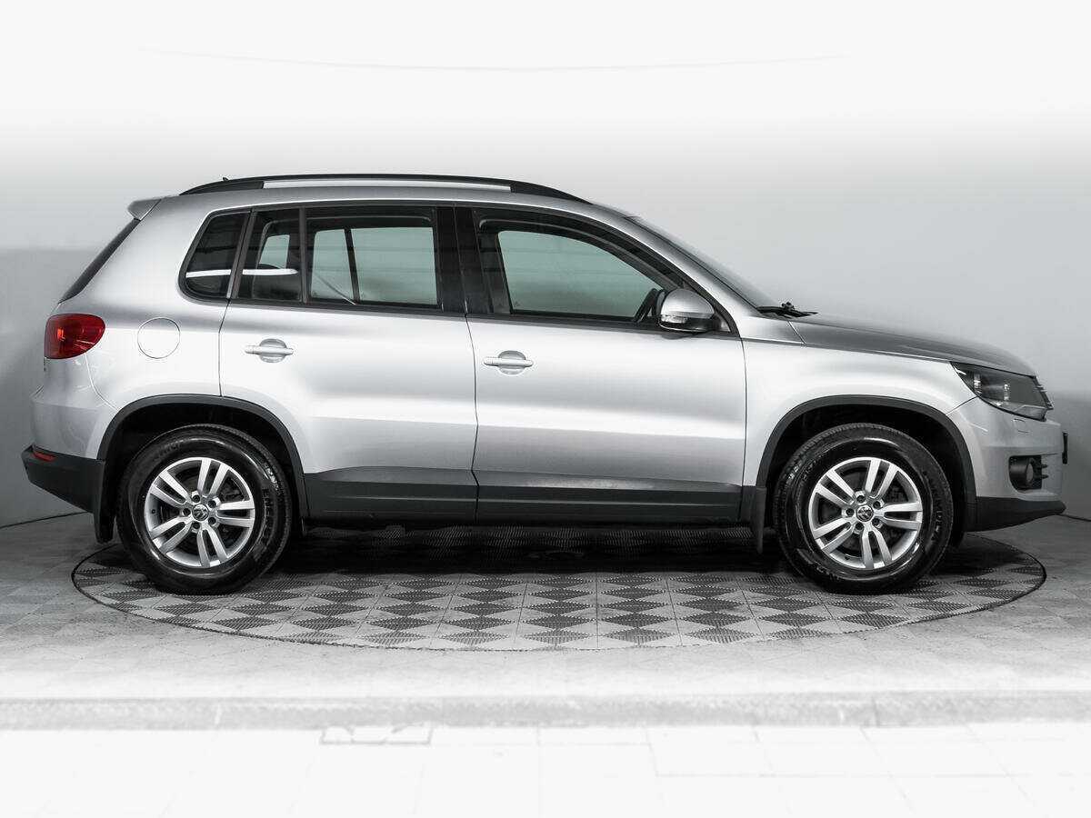 Купить Volkswagen Tiguan с пробегом. Фото: #3
