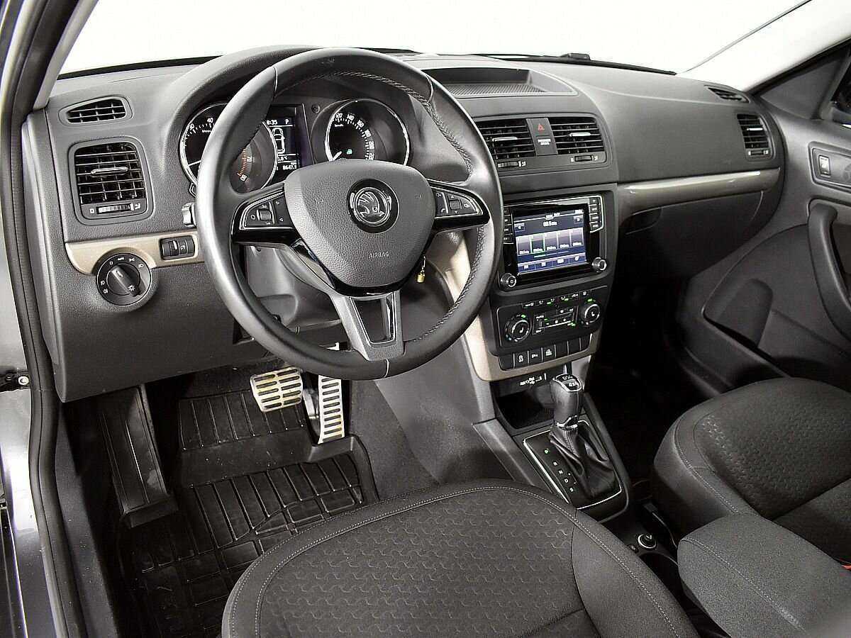 Купить Skoda Yeti с пробегом. Фото: #8