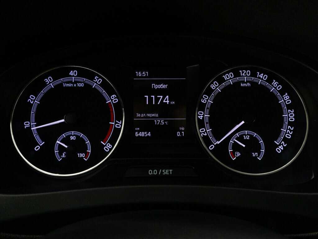 Купить Skoda Rapid с пробегом. Фото: #11