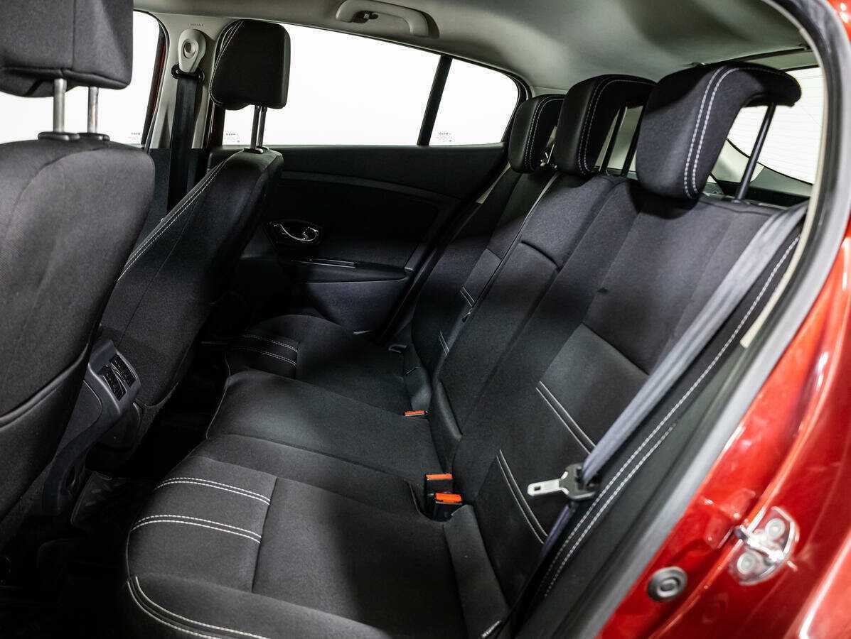 Купить Renault Megane с пробегом. Фото: #7