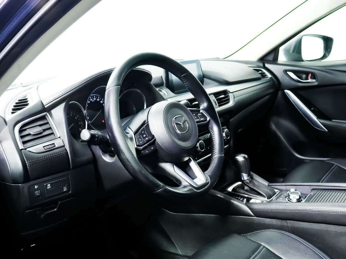 Купить Mazda 6 с пробегом. Фото: #10