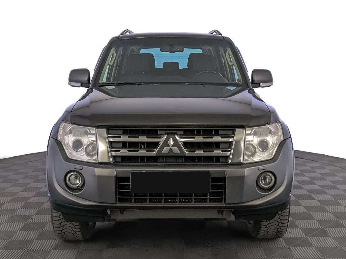 Купить Mitsubishi Pajero с пробегом. Фото: #1