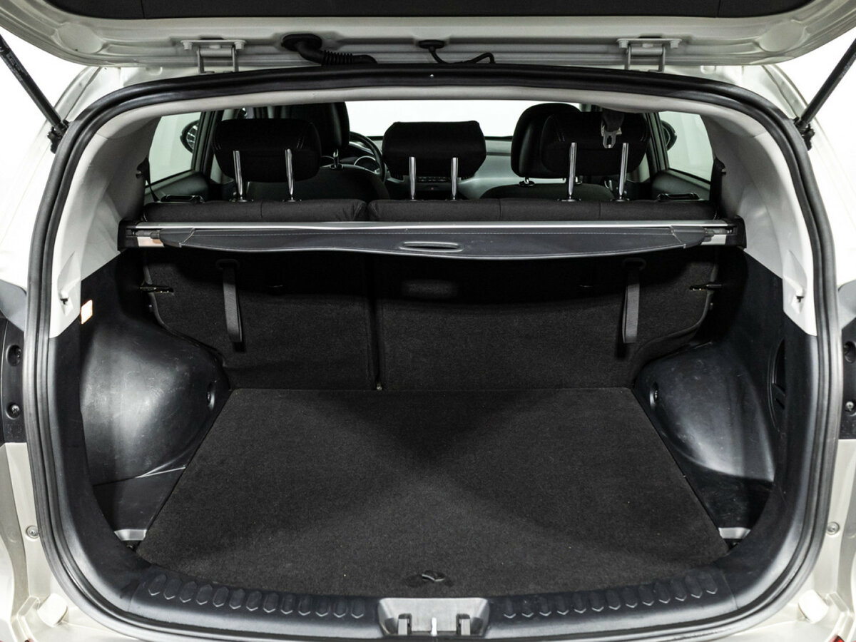 Купить Kia Sportage с пробегом. Фото: #18
