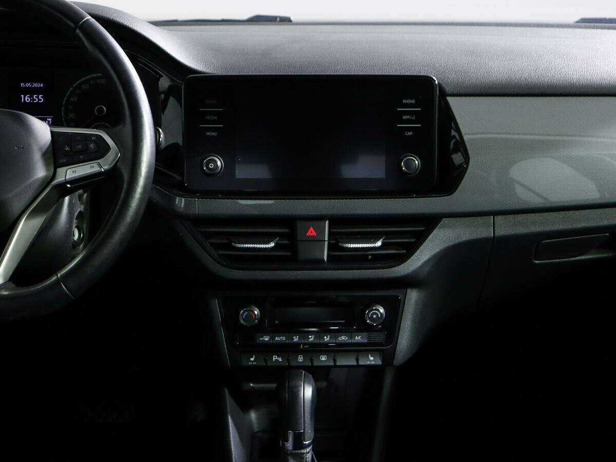 Купить Volkswagen Polo с пробегом. Фото: #9