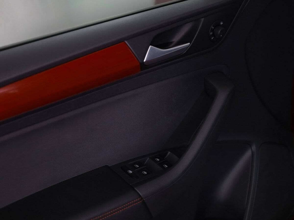 Купить Volkswagen Polo с пробегом. Фото: #13