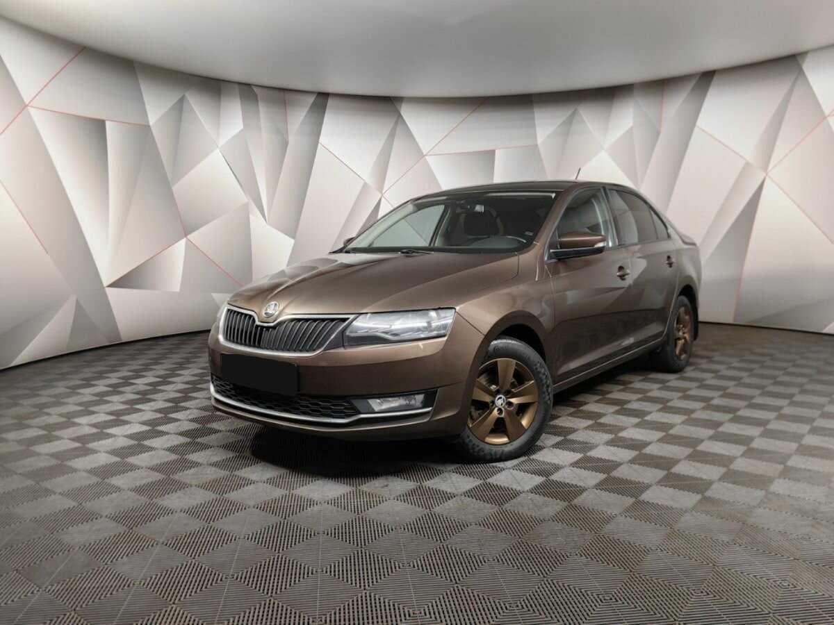 Купить Skoda Rapid с пробегом. Посмотреть фото