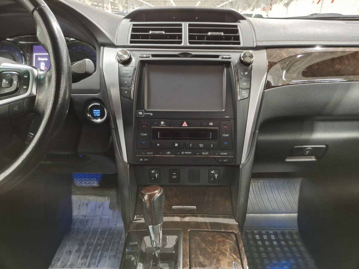 Купить Toyota Camry с пробегом. Фото: #13