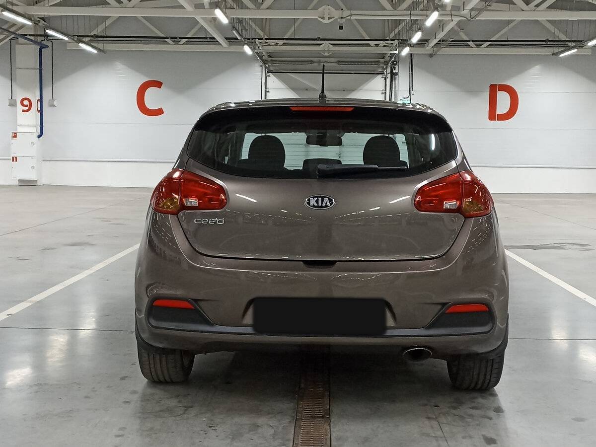 Купить Kia Ceed с пробегом. Фото: #5