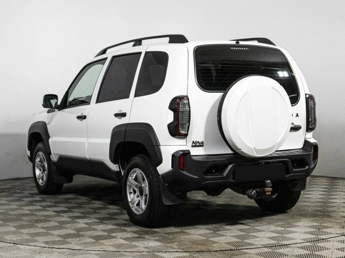 Купить Lada (ВАЗ) Niva с пробегом. Фото: #6