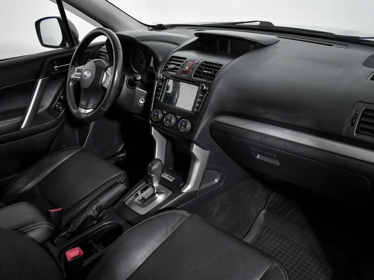 Купить Subaru Forester с пробегом. Фото: #9