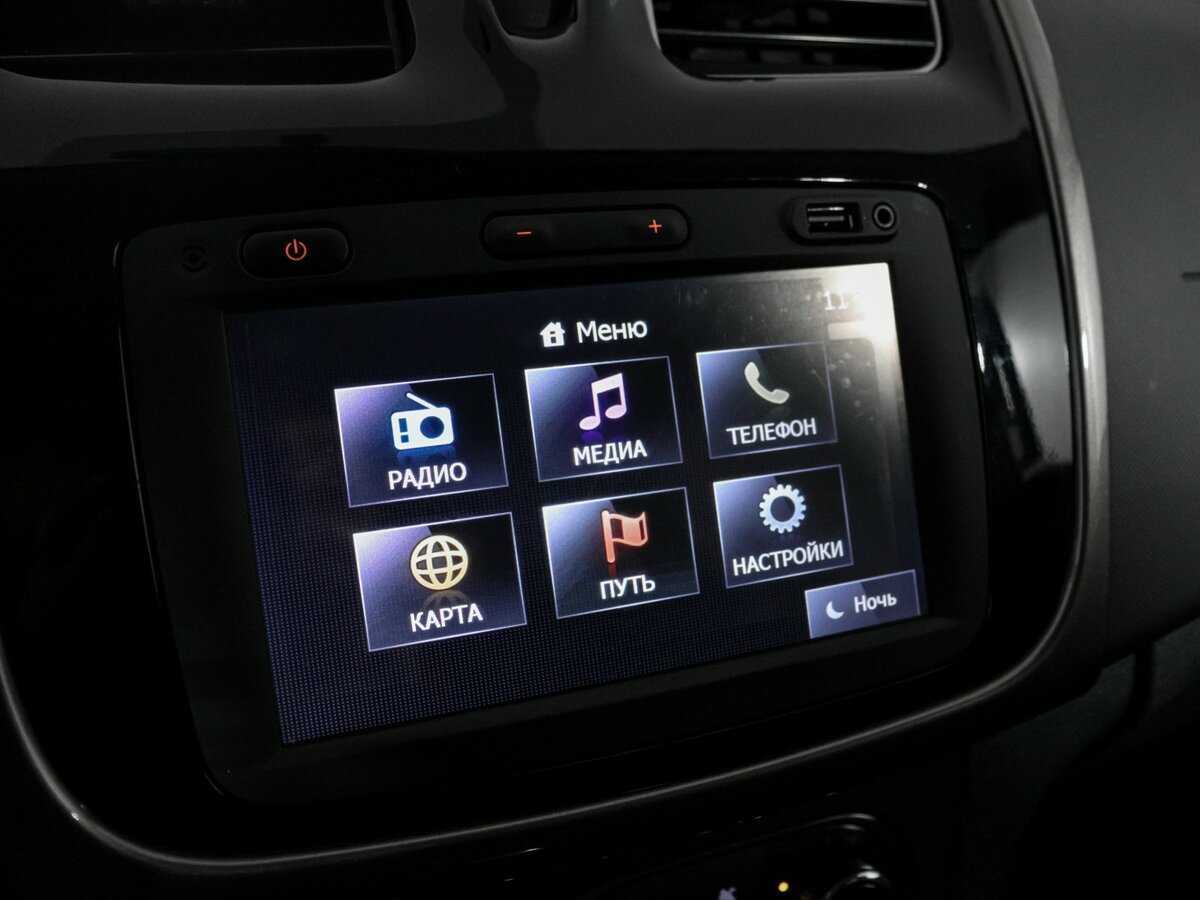 Купить Renault Sandero с пробегом. Фото: #14