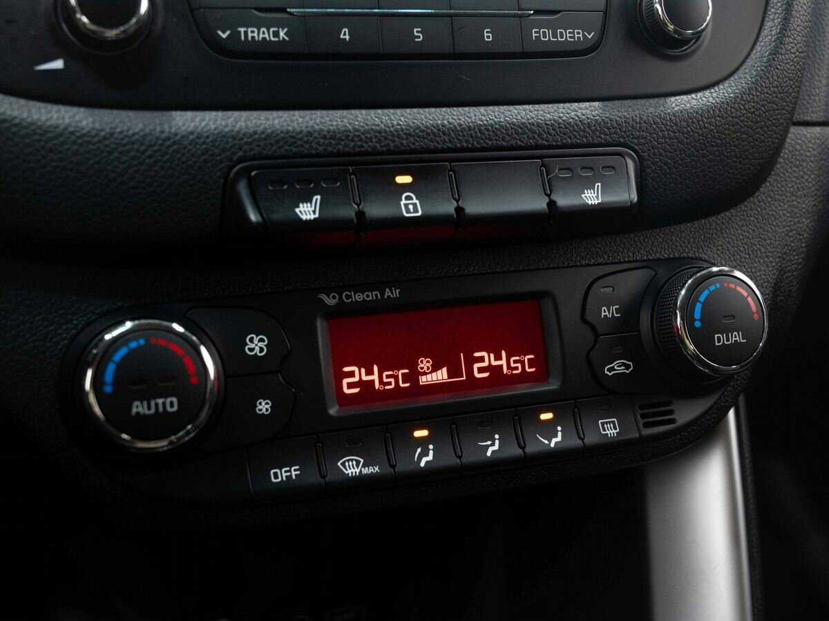 Купить Kia Ceed с пробегом. Фото: #22