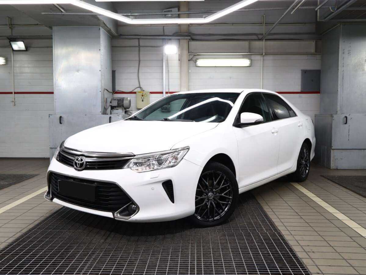 Купить Toyota Camry с пробегом. Фото: #0