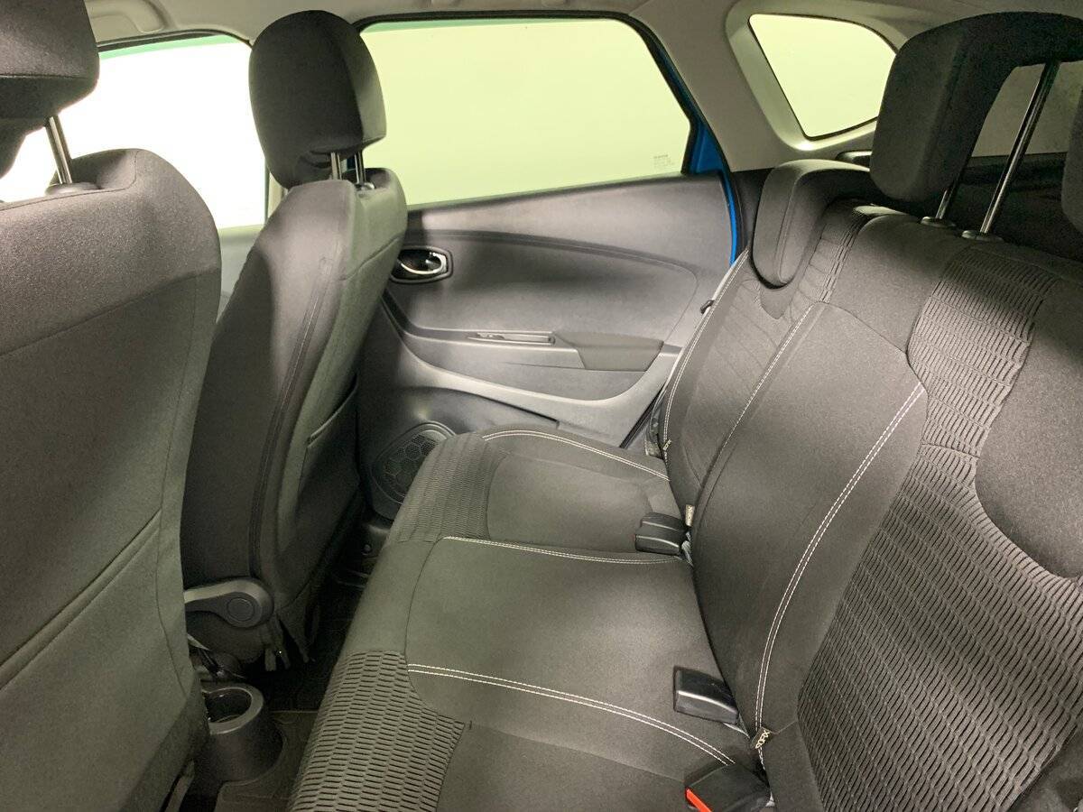 Купить Renault Kaptur с пробегом. Фото: #17