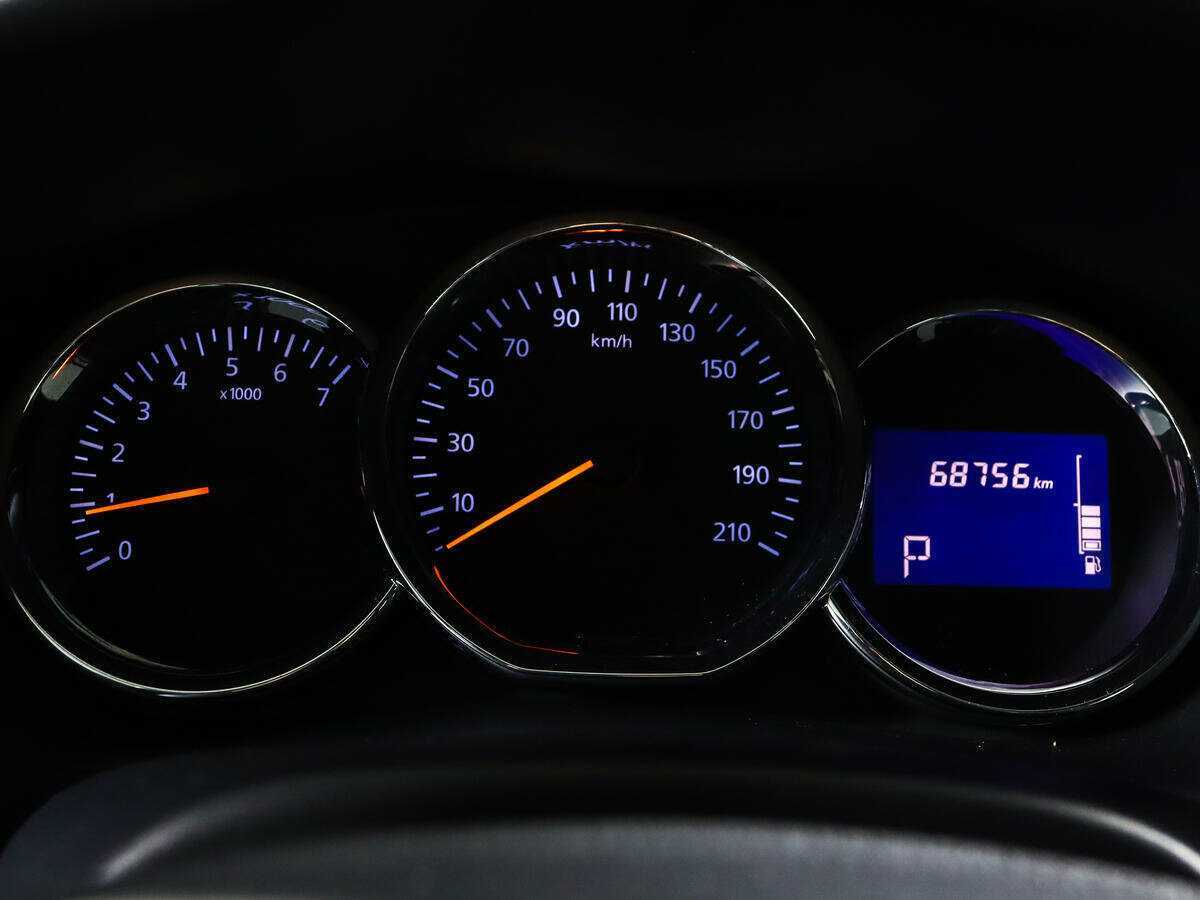 Купить Renault Logan с пробегом. Фото: #10