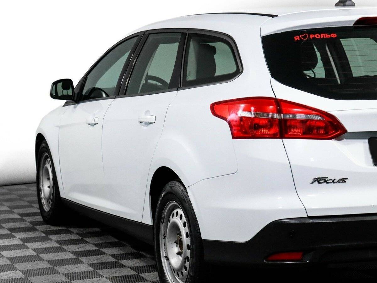 Купить Ford Focus с пробегом. Фото: #18