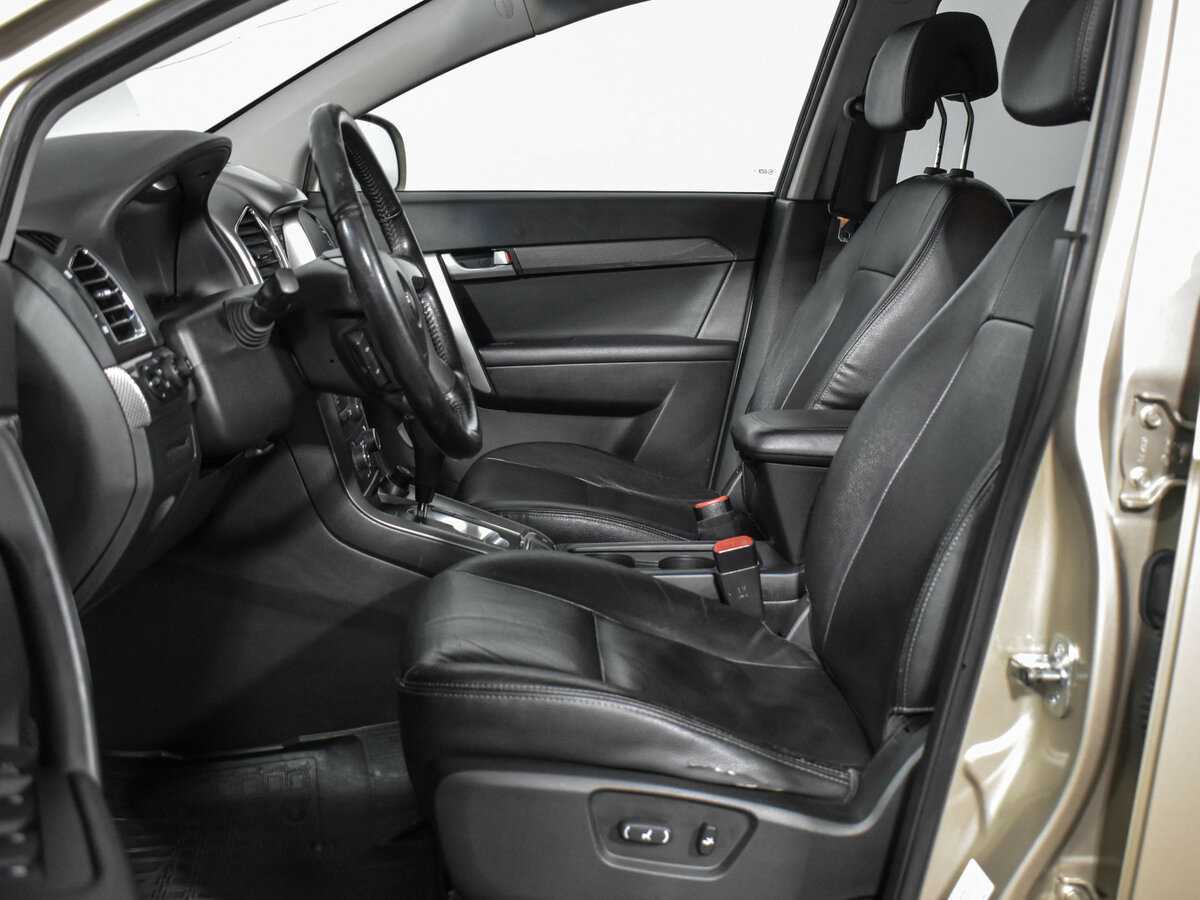Купить Chevrolet Captiva с пробегом. Фото: #9