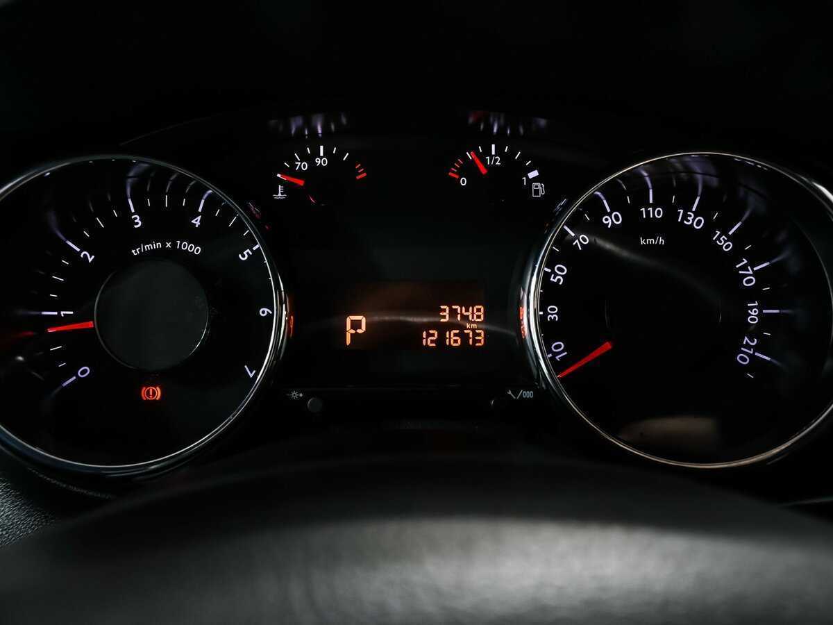 Купить Peugeot 3008 с пробегом. Фото: #9