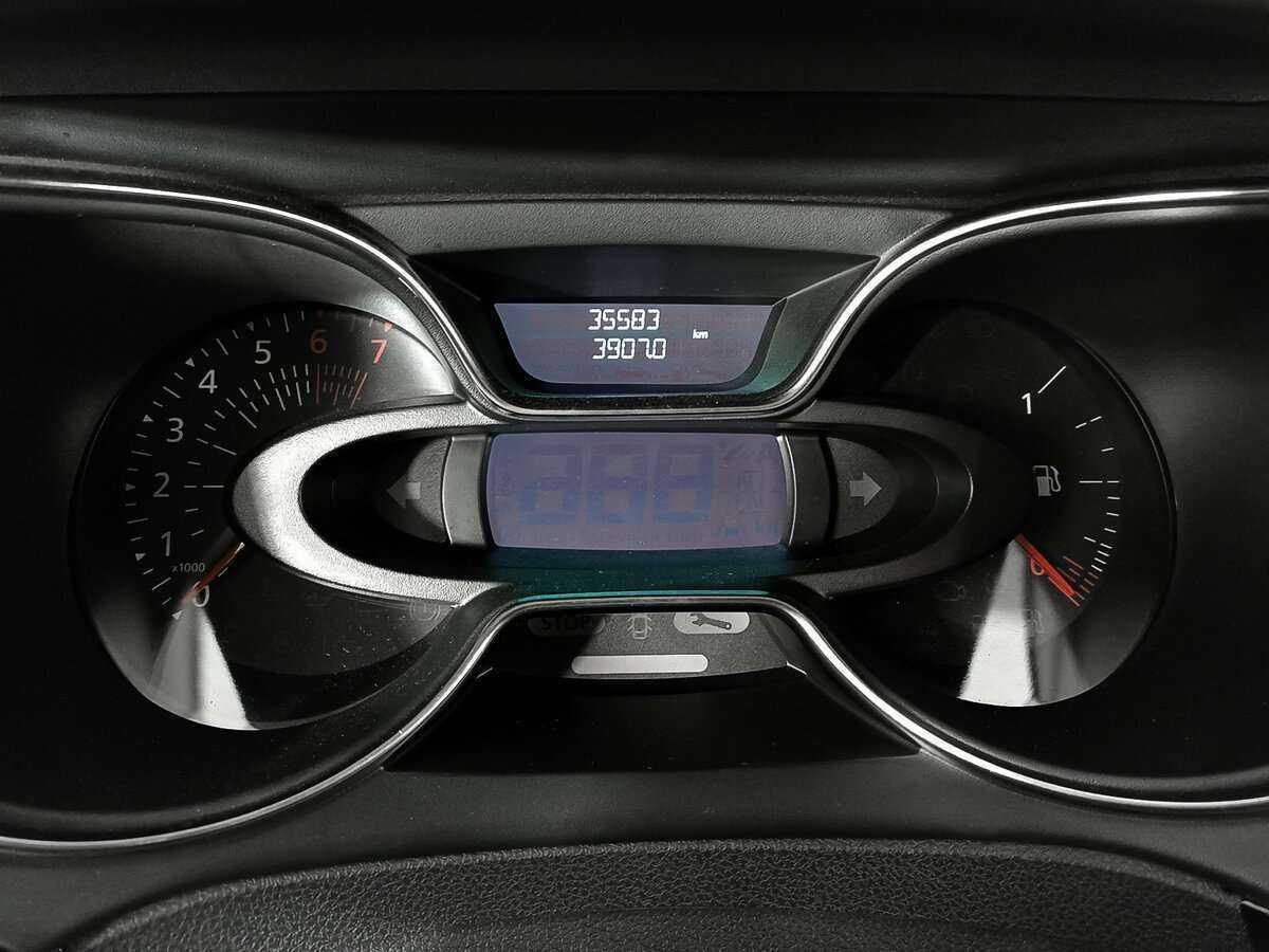 Купить Renault Kaptur с пробегом. Фото: #8
