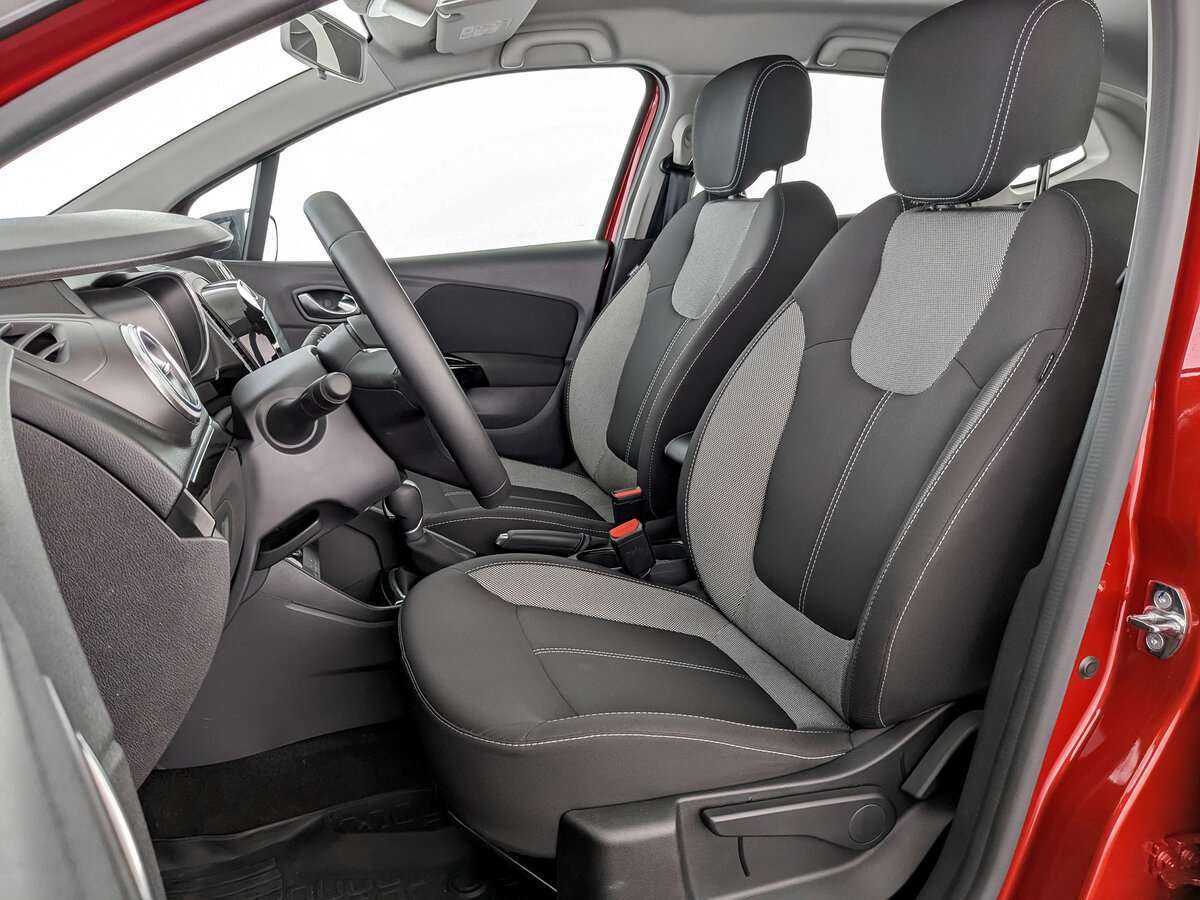 Купить Renault Kaptur с пробегом. Фото: #14