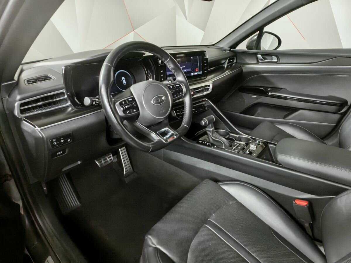 Купить Kia K5 с пробегом. Фото: #13