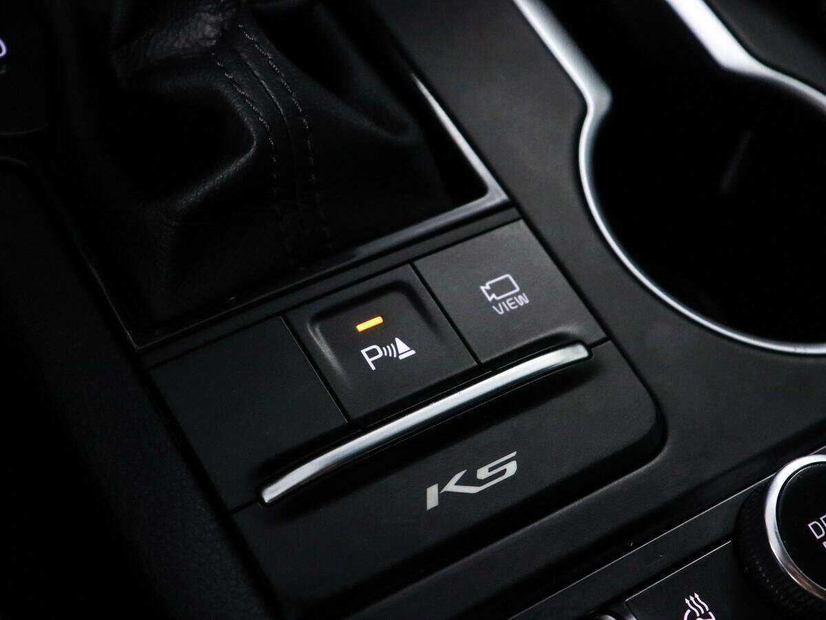 Купить Kia K5 с пробегом. Фото: #15