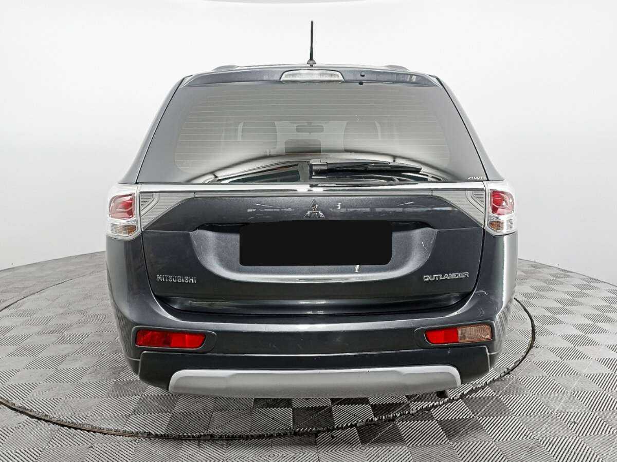 Купить Mitsubishi Outlander с пробегом. Фото: #5