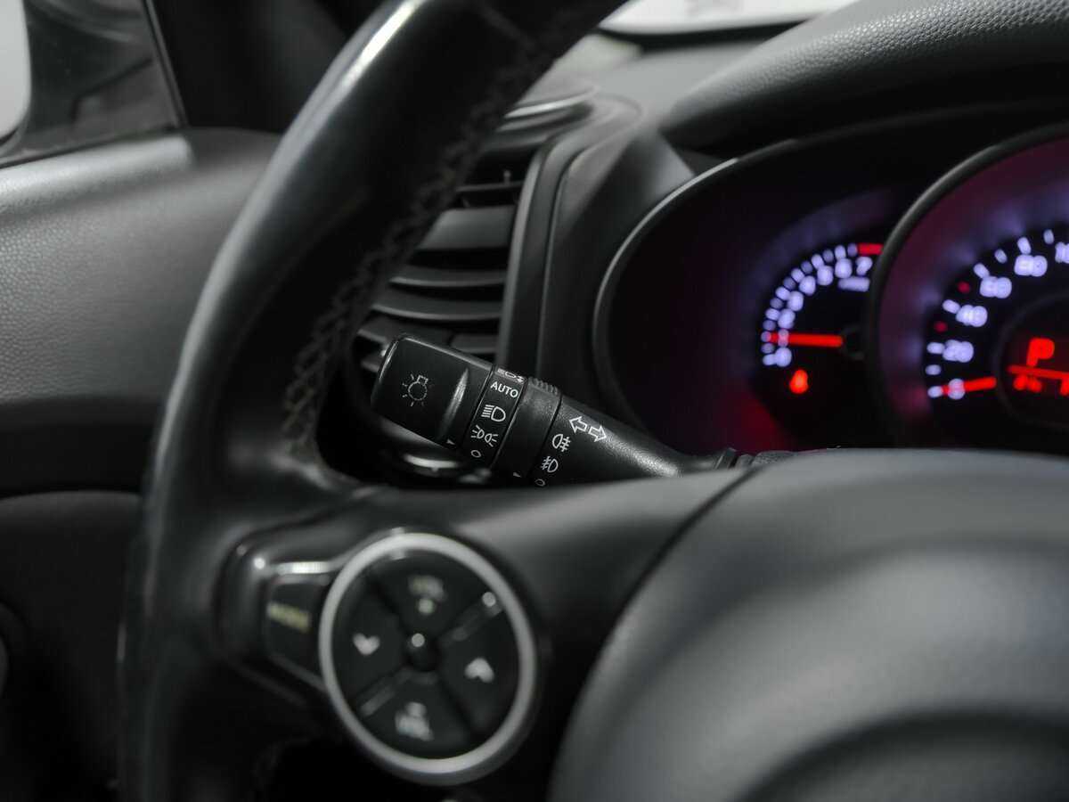 Купить Kia Soul с пробегом. Фото: #7