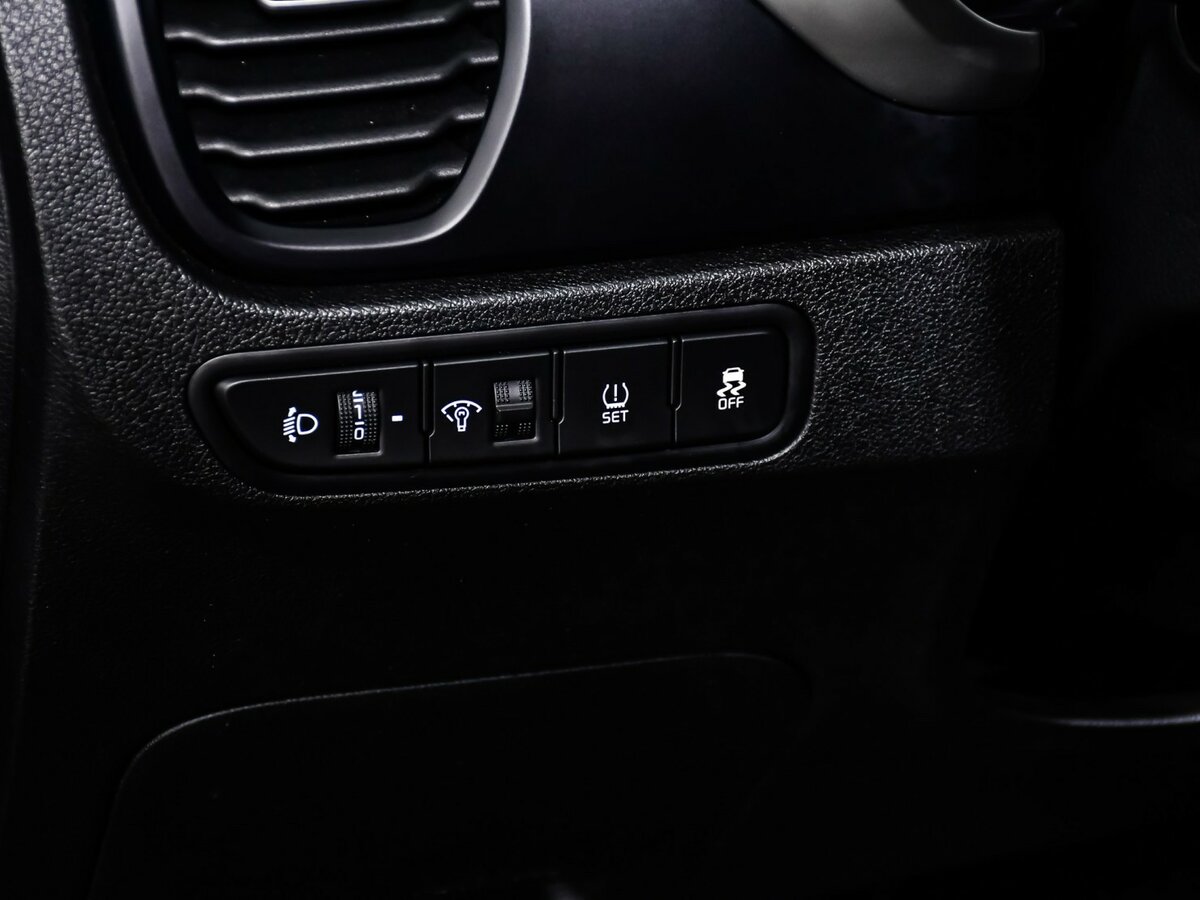 Купить Kia Rio с пробегом. Фото: #13