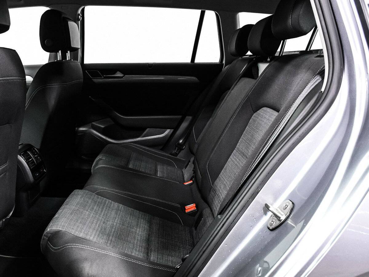 Купить Volkswagen Passat с пробегом. Фото: #13