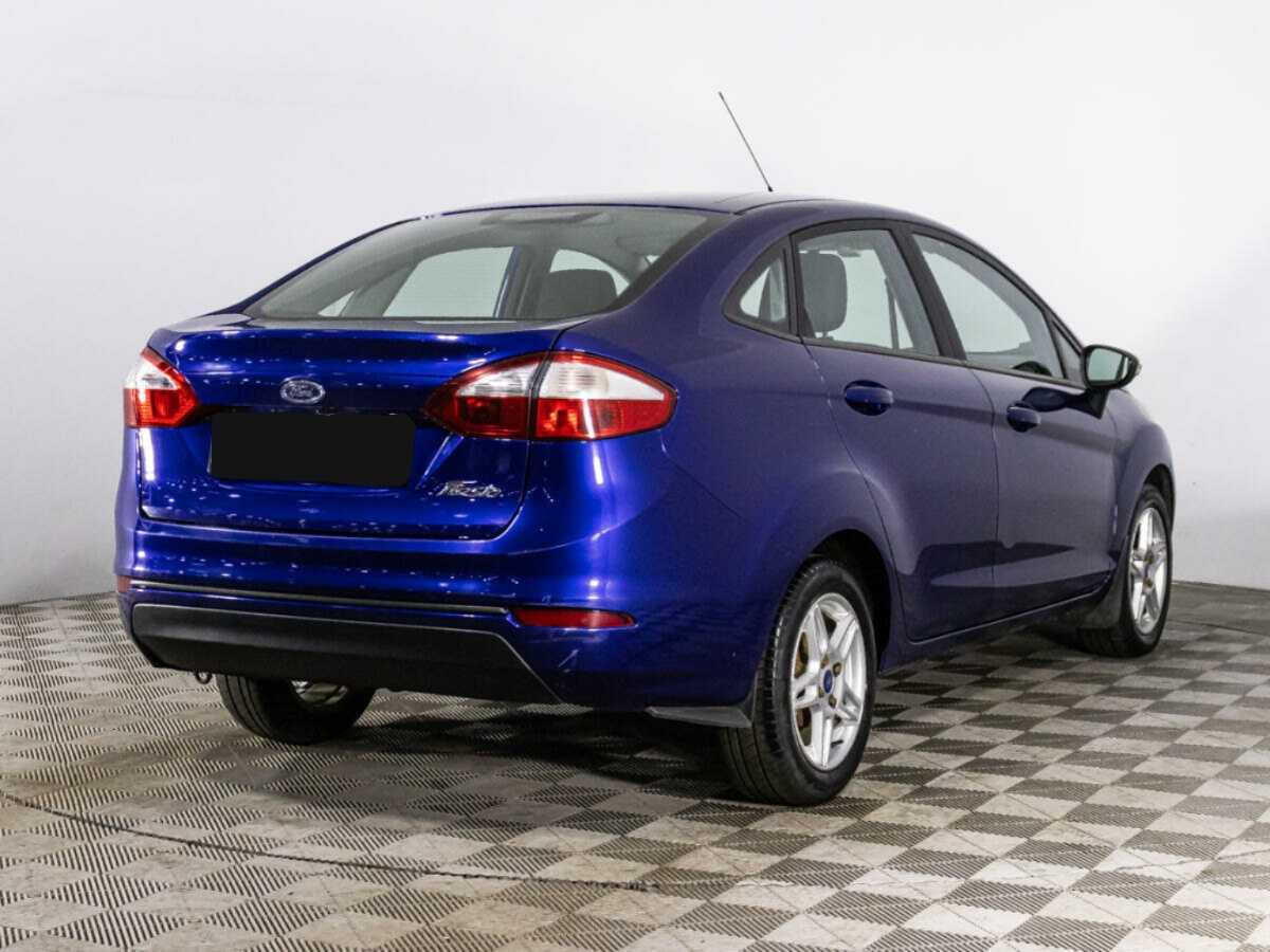Купить Ford Fiesta с пробегом. Фото: #4