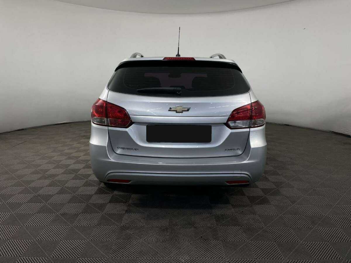 Купить Chevrolet Cruze с пробегом. Фото: #1