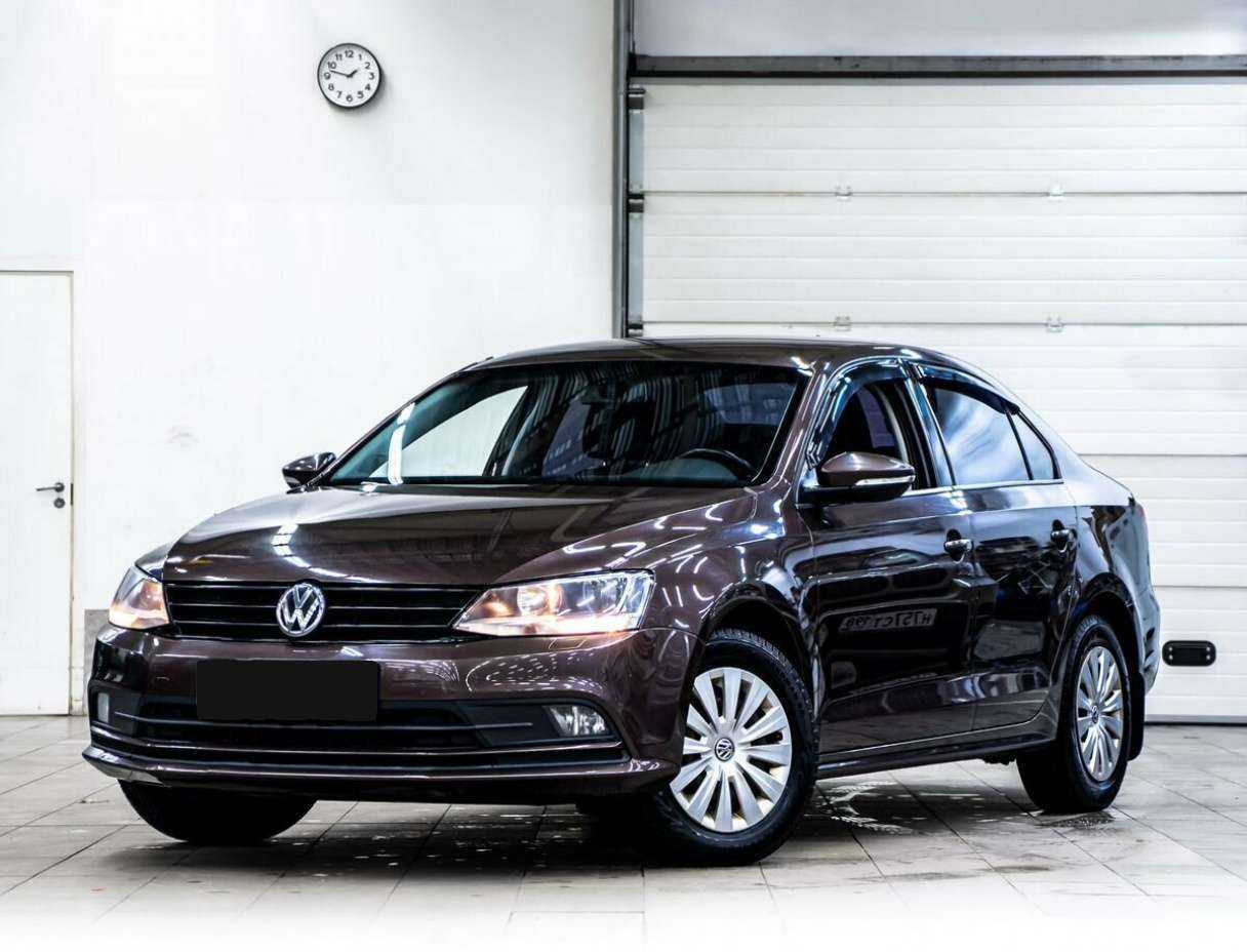 Купить Volkswagen Jetta с пробегом. Посмотреть фото