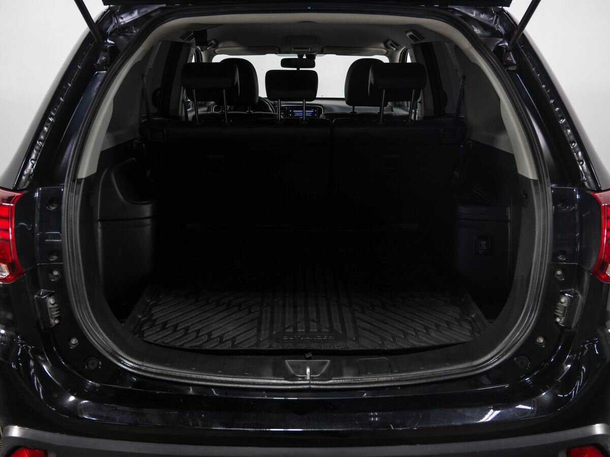Купить Mitsubishi Outlander с пробегом. Фото: #22