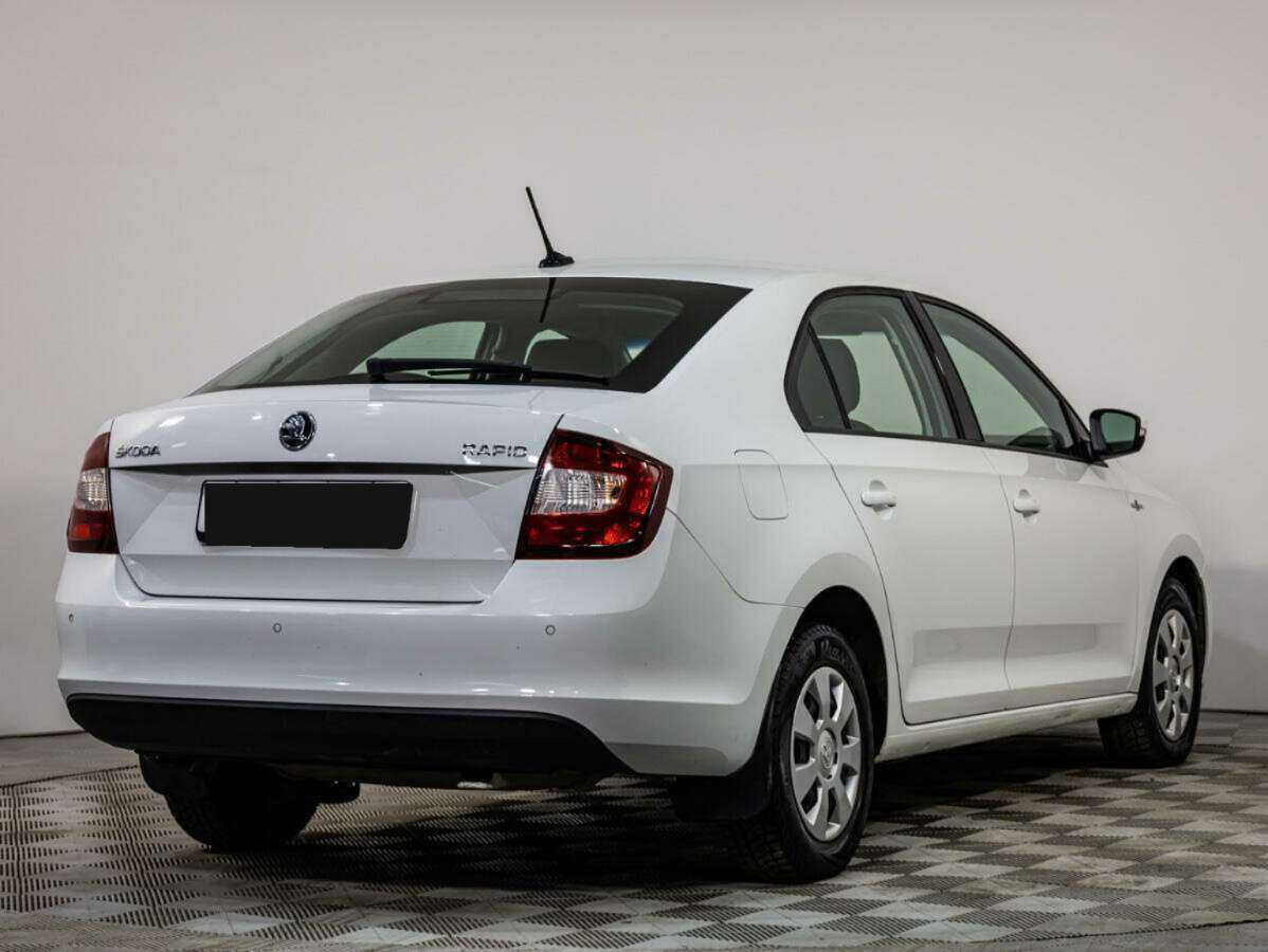 Купить Skoda Rapid с пробегом. Фото: #3