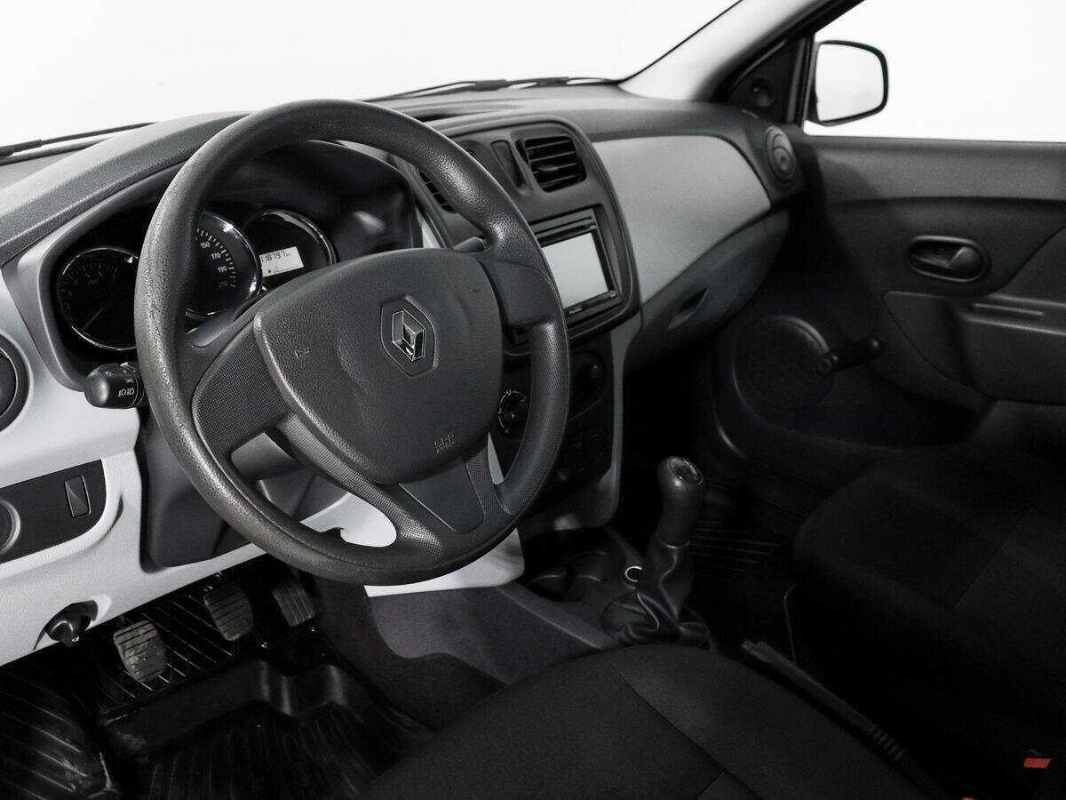 Купить Renault Logan с пробегом. Фото: #8