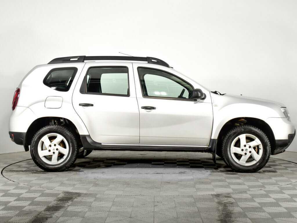 Купить Renault Duster с пробегом. Фото: #3