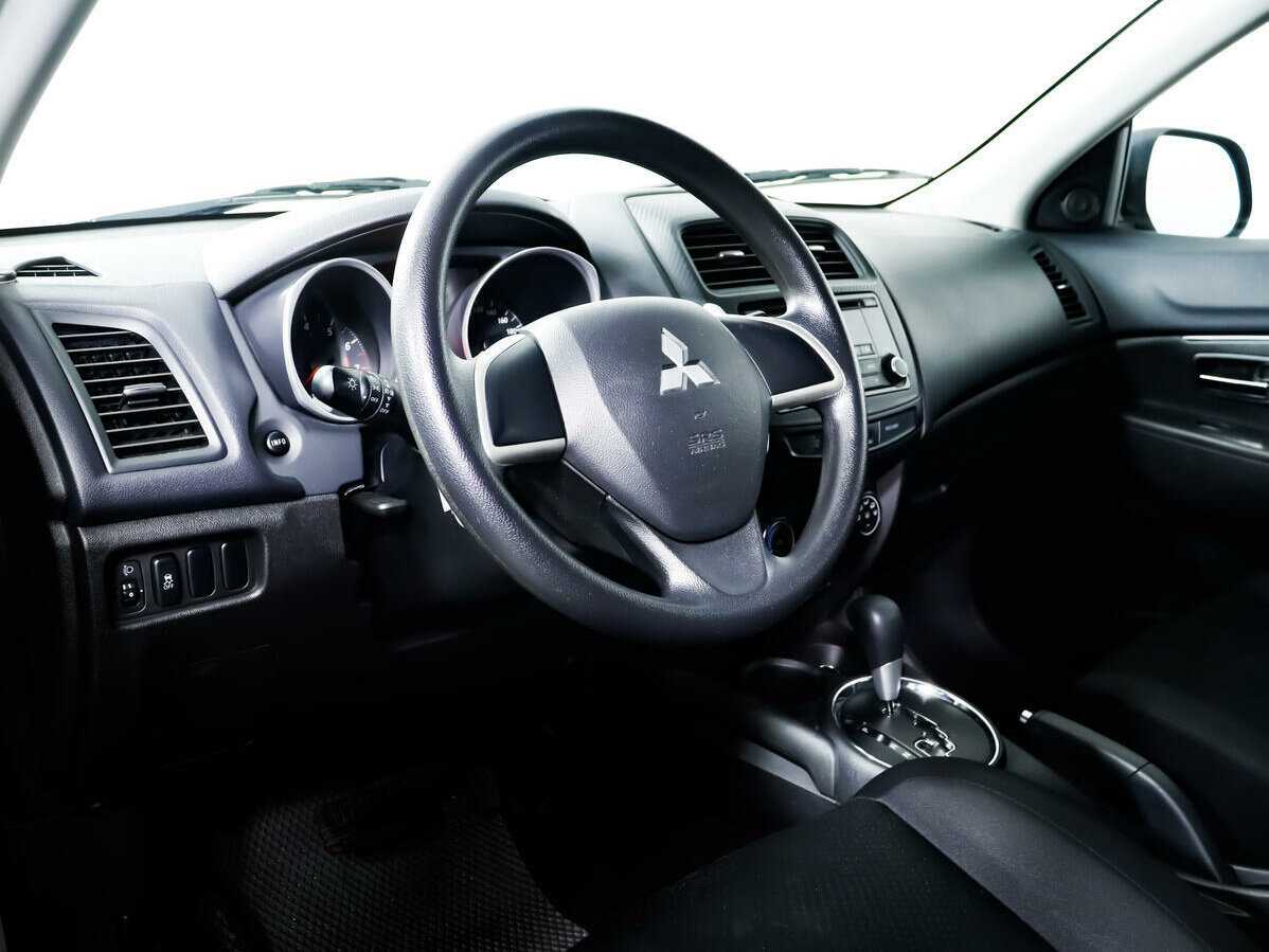 Купить Mitsubishi ASX с пробегом. Фото: #12