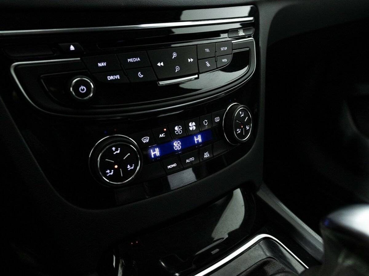 Купить Peugeot 508 с пробегом. Фото: #17