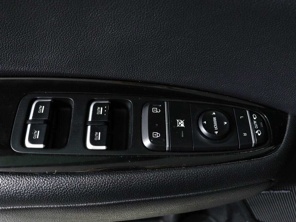 Купить Kia Optima с пробегом. Фото: #17