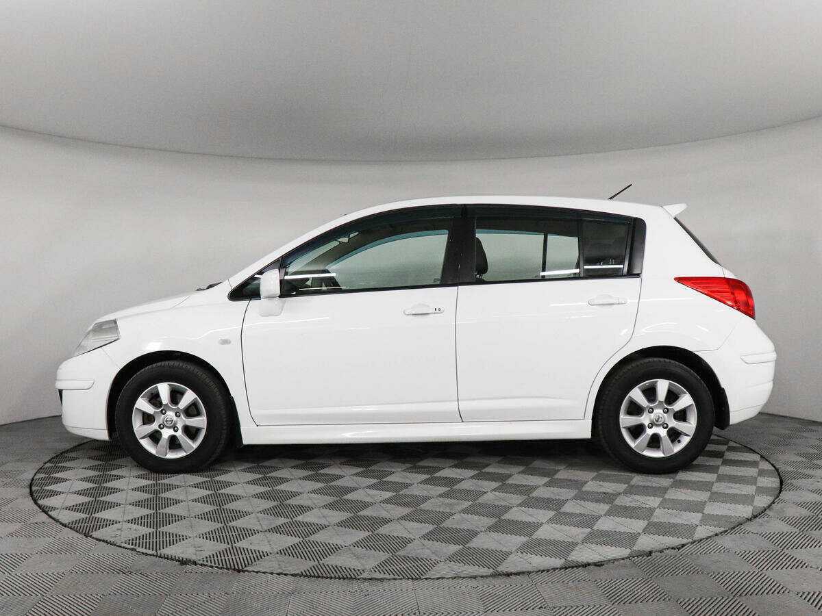 Купить Nissan Tiida с пробегом. Фото: #7