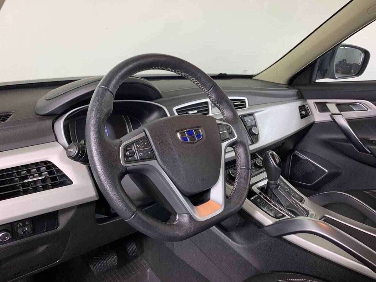 Купить Geely Atlas с пробегом. Фото: #10