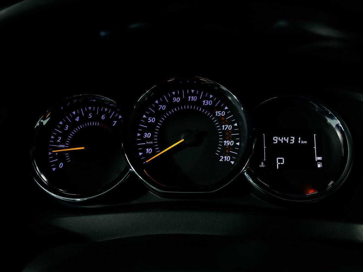 Купить Renault Sandero с пробегом. Фото: #26