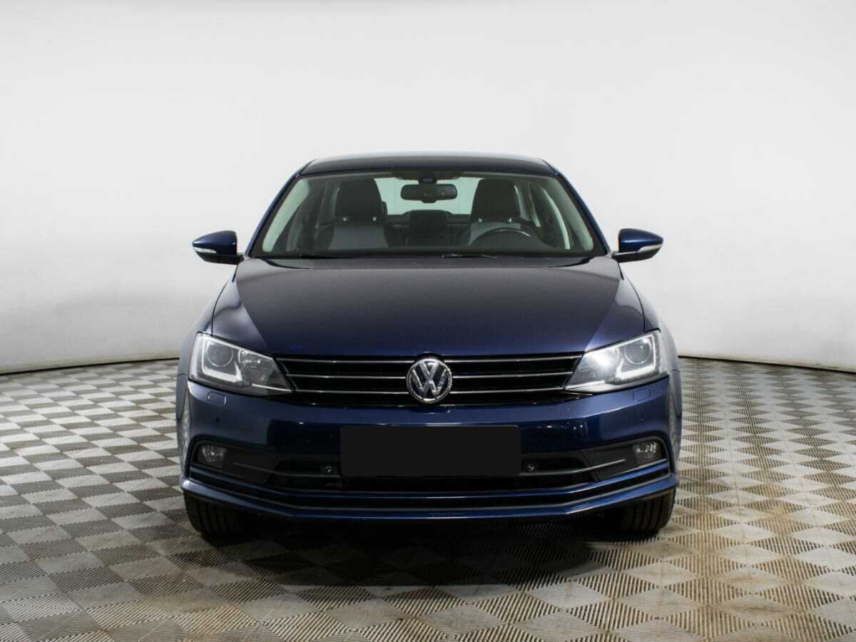 Купить Volkswagen Jetta с пробегом. Фото: #1